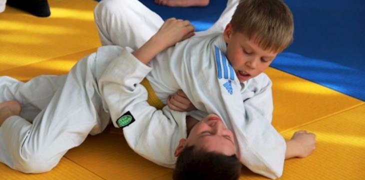 Казанские школьники учатся дзюдо у именитых мастеров