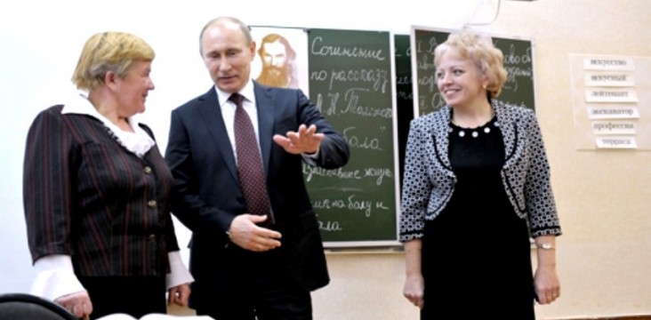Владимир Путин считает, что нужно повышать уровень образования в школах