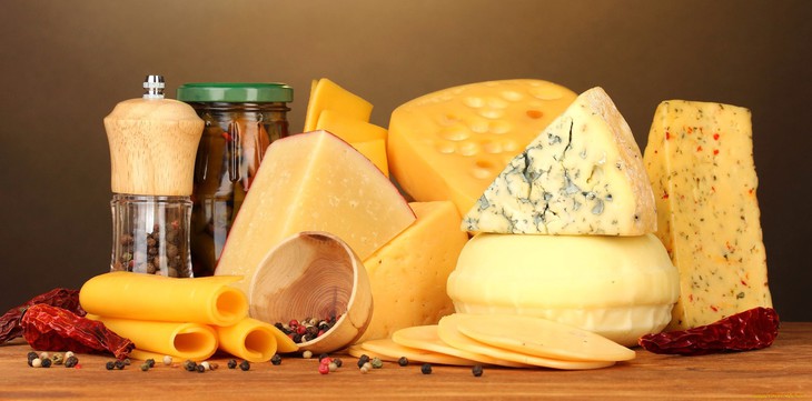В детсады Нижнекамска поставляли вредный для здоровья сыр