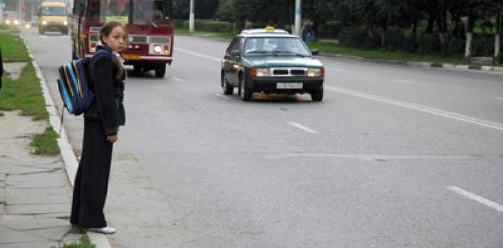 В Казани автомобиль покалечил ребенка, переходившего проезжую часть в неположенном месте