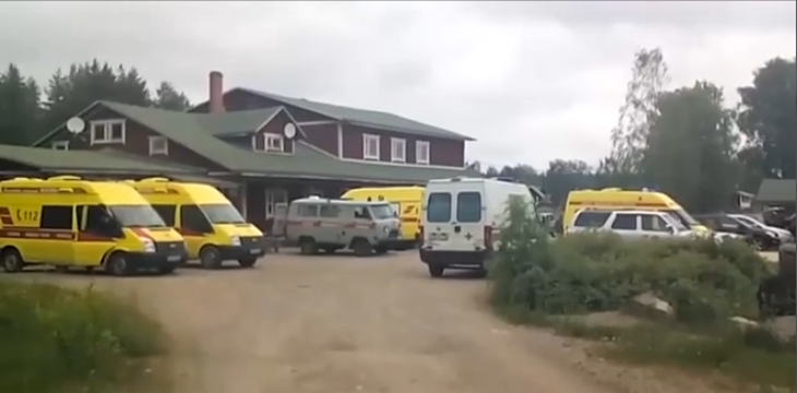 13 школьников погибли на озере в Карелии