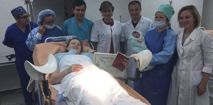 В Нижнекамске родился ребенок, получивший квартиру от мэра